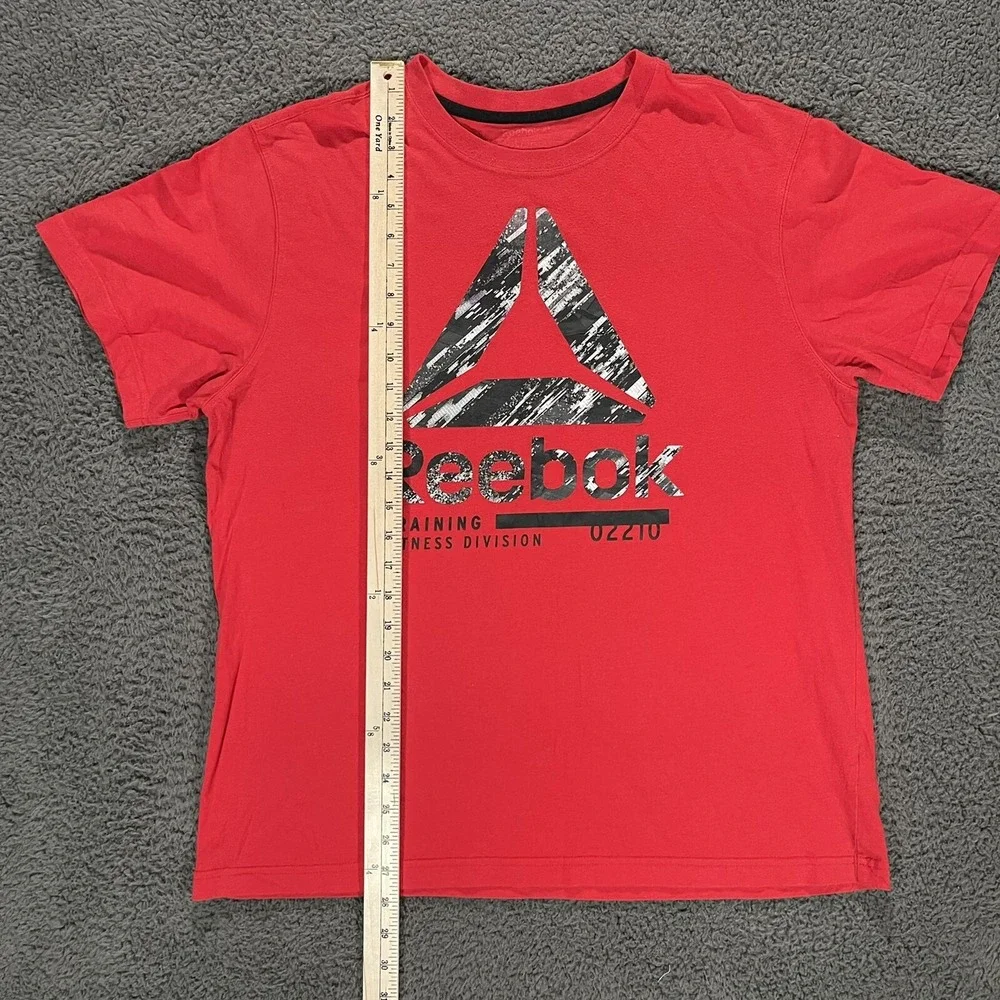 Reebok Training Fitness Division T Shirt Mens Large Short Sleeves Red